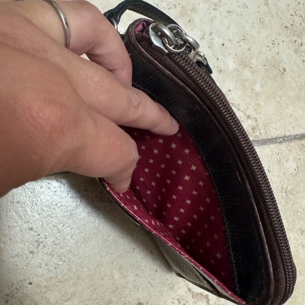 Fossil Multicolor Patterned Key-Per Wristlet Wall… - image 2